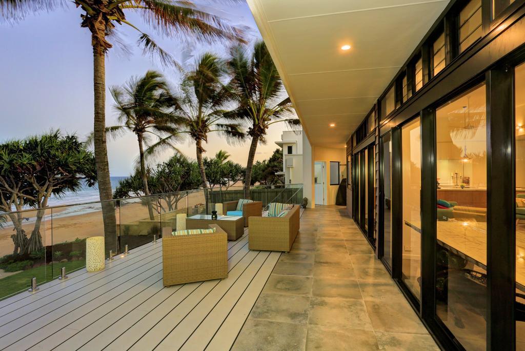Отель Zen Beach Retreat Барбара Экстерьер фото