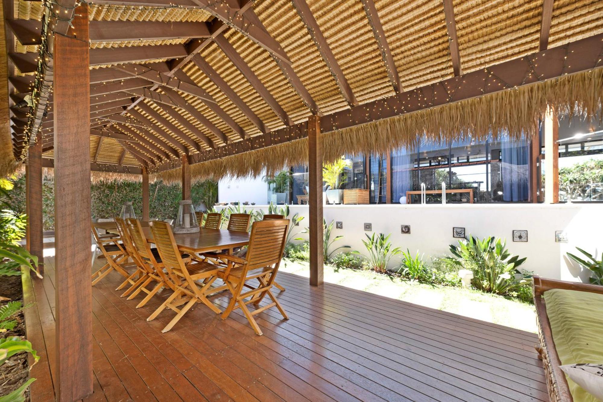 Отель Zen Beach Retreat Барбара Экстерьер фото